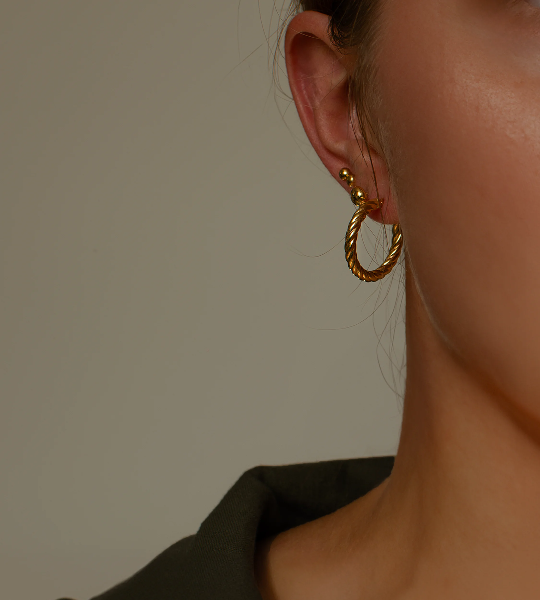 Złote kolczyki koła plecione 585