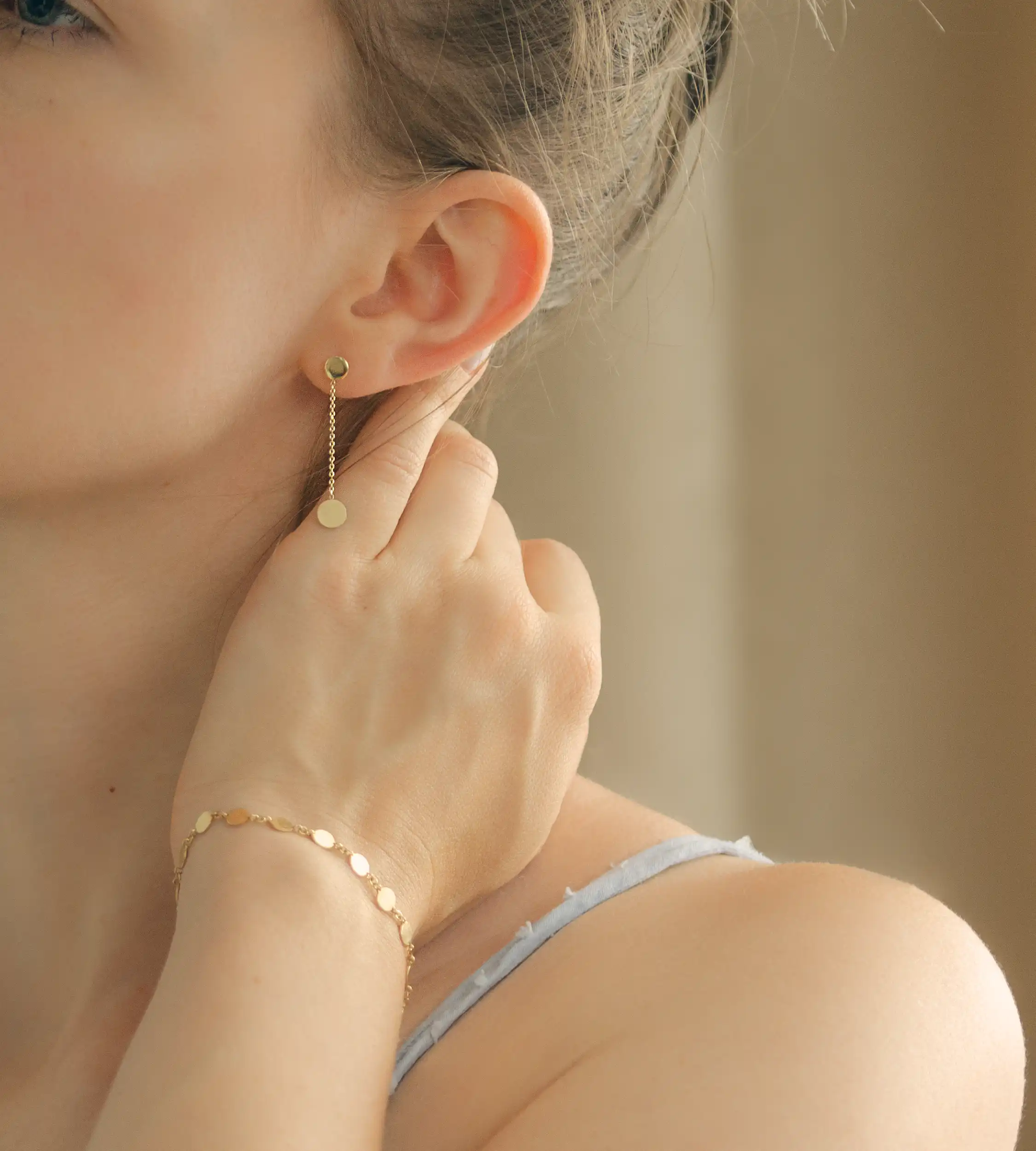 Złote kolczyki 585 długie płaskie kółka