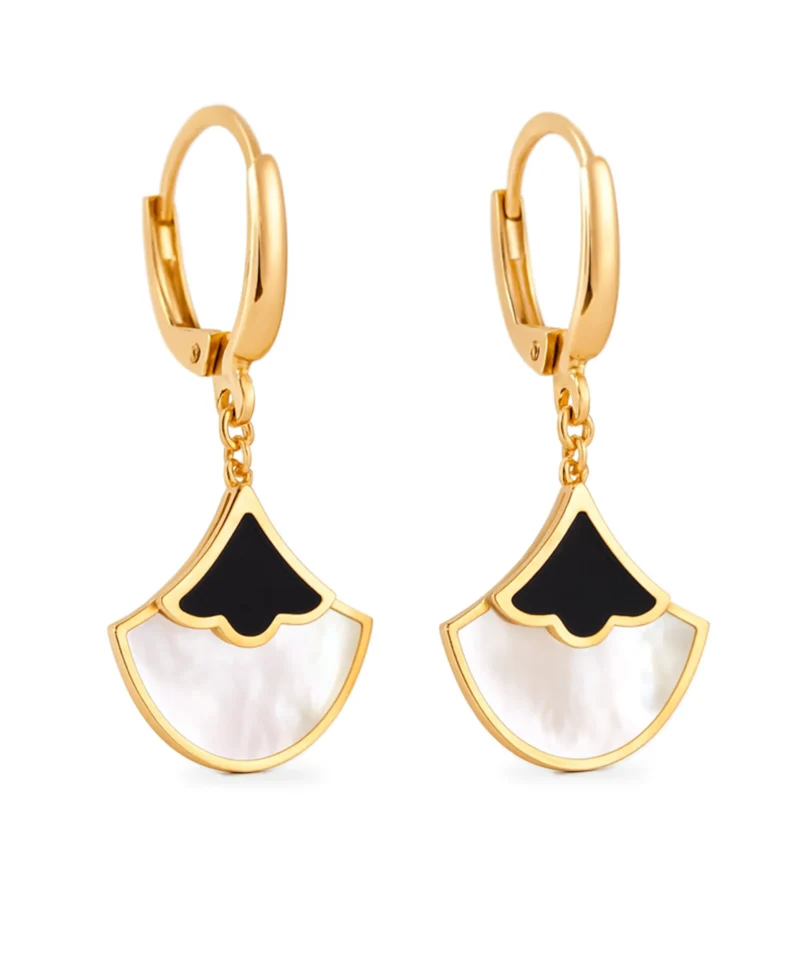 Złote kolczyki 585 wiszące długie z masą perłową - kolczyki nowoczesne