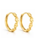 złote kolczyki z serduszkami koła, na kreolu