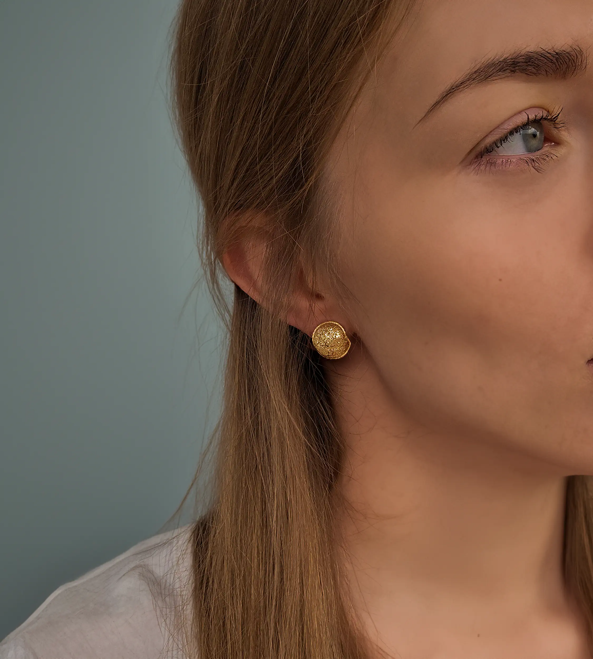 Kolczyki owalne muszle srebro pozłacane