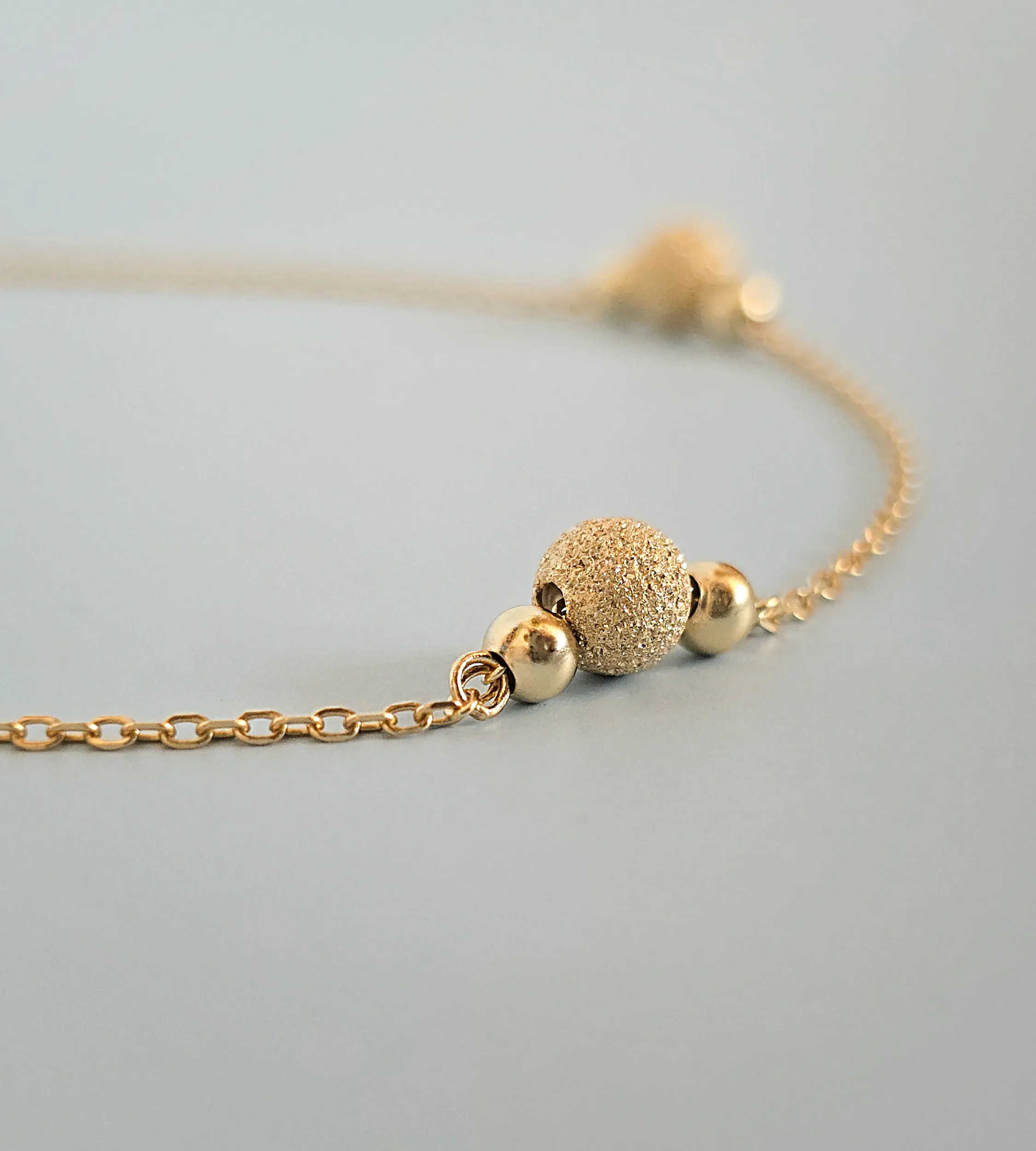 Bransoletka na nogę srebro pozłacane - młotkowana