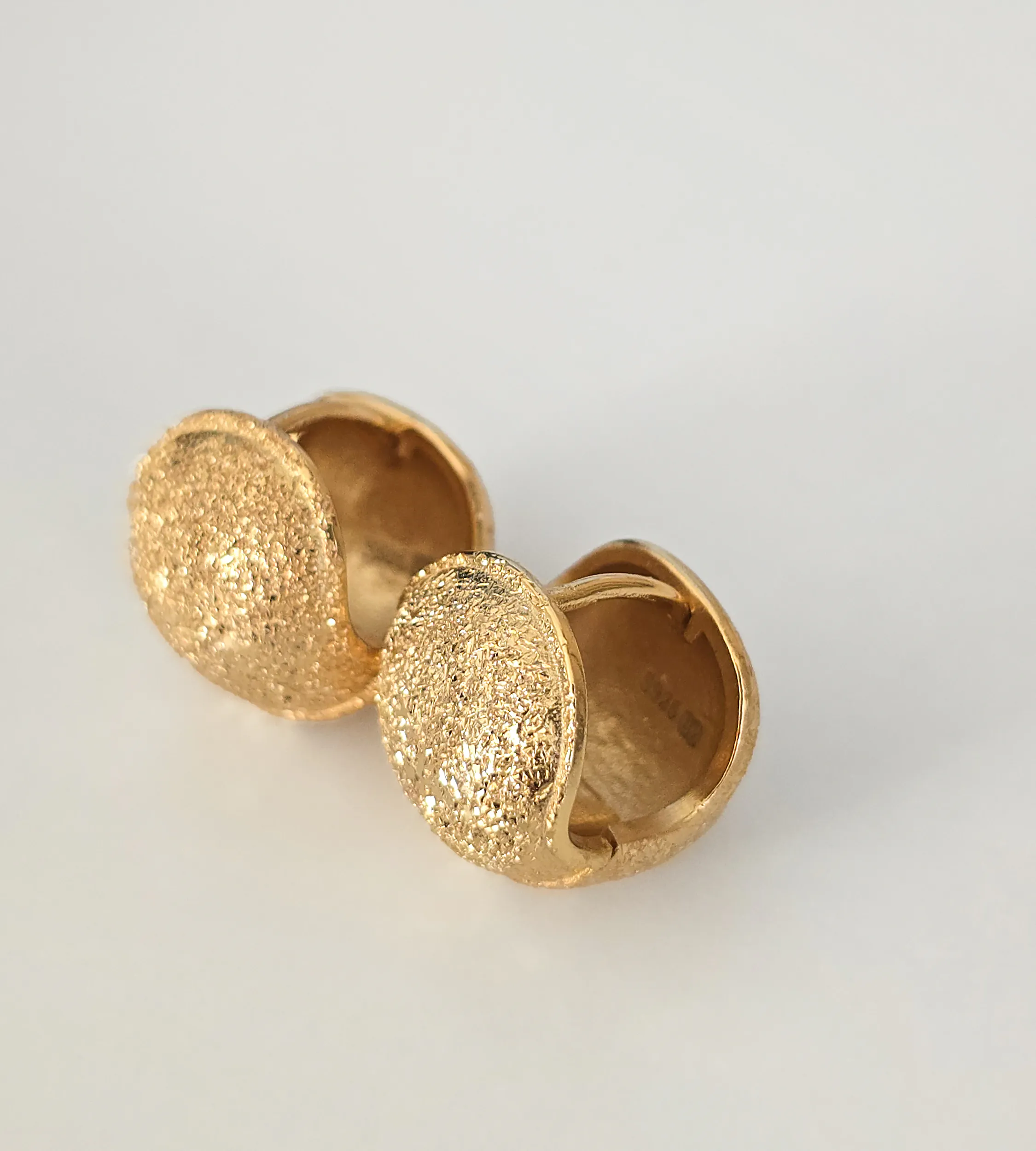 Kolczyki owalne muszle srebro pozłacane