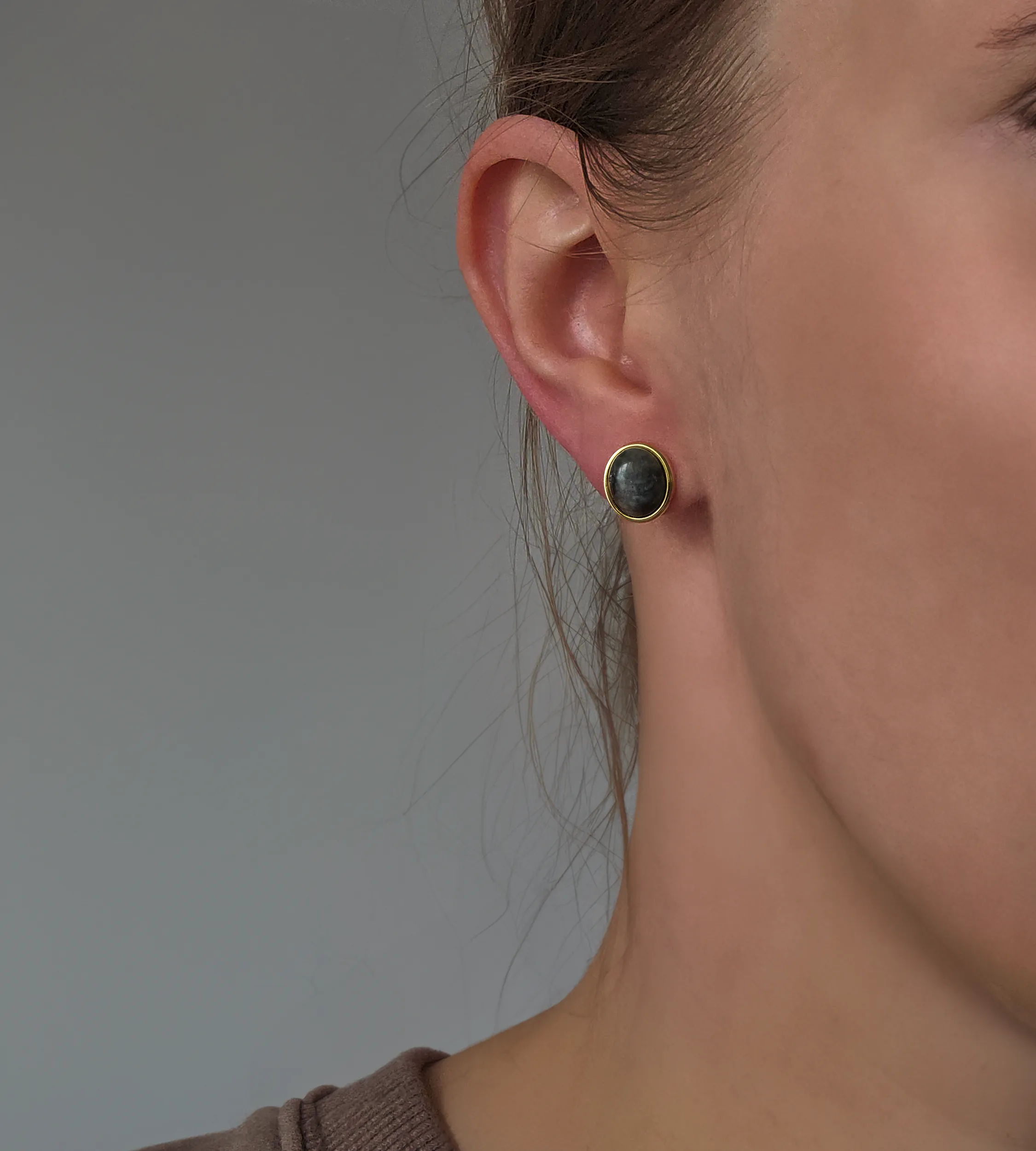 Kolczyki z czarnym kamieniem srebrne pozłacane