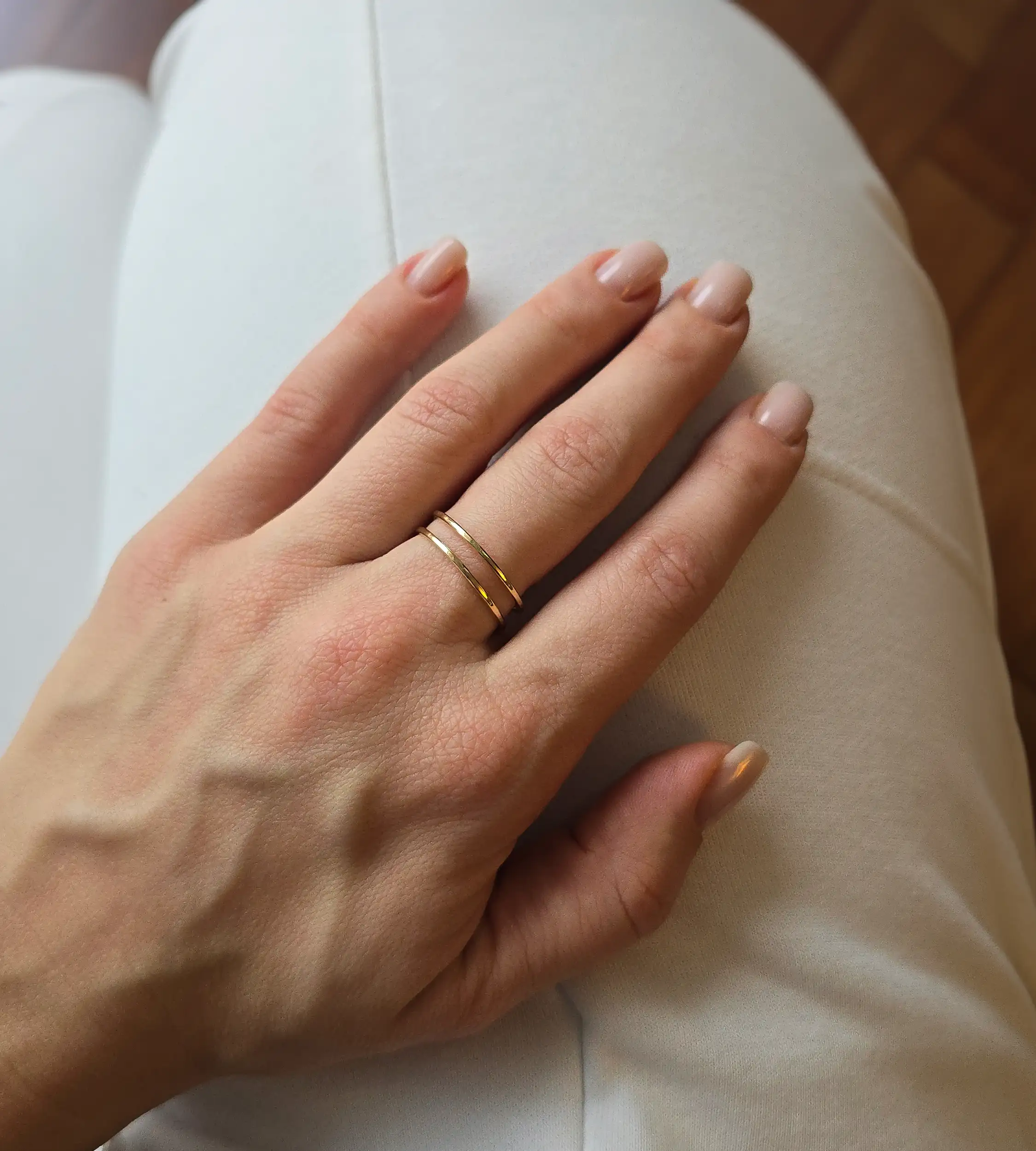 Złoty pierścionek 585 nowoczesny bez kamieni