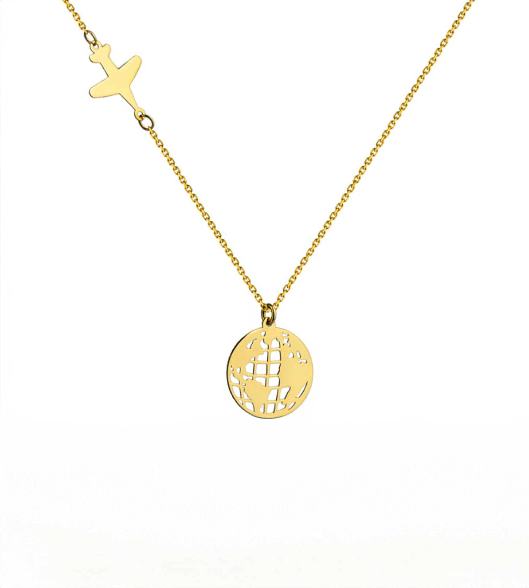 Złoty naszyjnik ankier celebrytka 585 z kulą ziemską i samolotem – packshot na białym tle